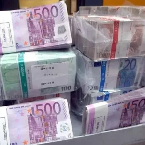 CLEAN EURO NOTES